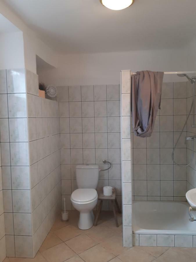 Axtburg Apartments Berbaltavar Exterior photo